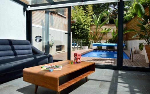 CHALET «ALT STANDING» EN MONTJUÏC (GIRONA)