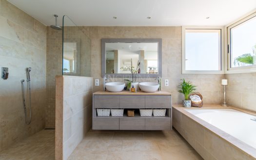 CHALET INDEPENDIENTE CON PISCINA Y VISTAS AL MAR (ST. ANTONI DE CALONGE)