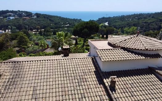 CHALET INDEPENDIENTE CON PISCINA Y VISTAS AL MAR (ST. ANTONI DE CALONGE)