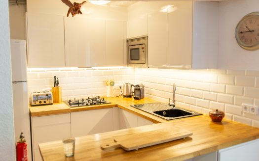 CHALET INDEPENDIENTE CON PISCINA Y VISTAS AL MAR (ST. ANTONI DE CALONGE)