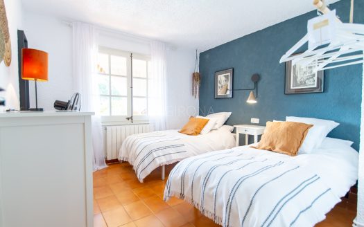 CHALET INDEPENDIENTE CON PISCINA Y VISTAS AL MAR (ST. ANTONI DE CALONGE)