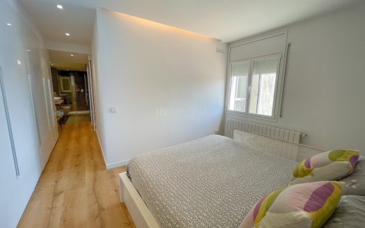 PISO EN GRAN VIA JAUME I REFORMADO