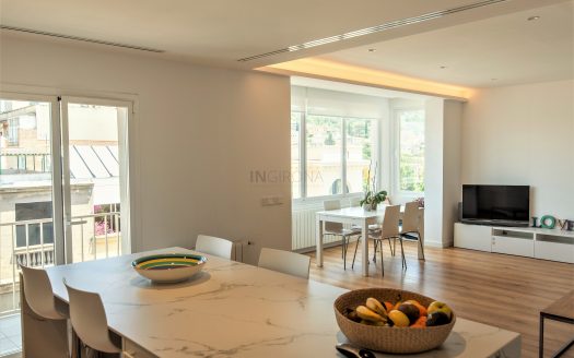 PISO EN GRAN VIA JAUME I REFORMADO