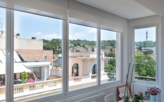 PISO EN GRAN VIA JAUME I REFORMADO