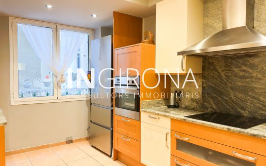 Excepcional piso de 219m2 en Gran Via Jaume I, Girona