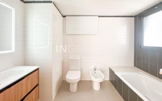 Àtico dúplex en Montilivi Girona