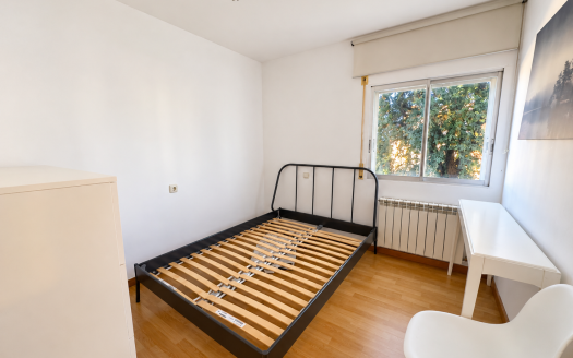 PIS DE 4 HABITACIONS AMB AMPLI BALCÓ, DOBLE GARATGE, XEMENEIA I AIRE CONDICIONAT A MONTJUÏC