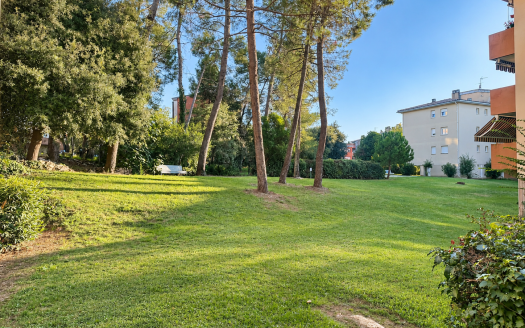 PIS DE 4 HABITACIONS AMB AMPLI BALCÓ, DOBLE GARATGE, XEMENEIA I AIRE CONDICIONAT A MONTJUÏC